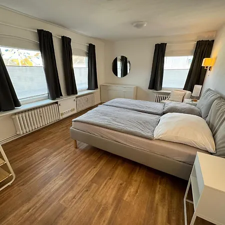 Altstadt 84qm Fuer 6 Personen Appartement